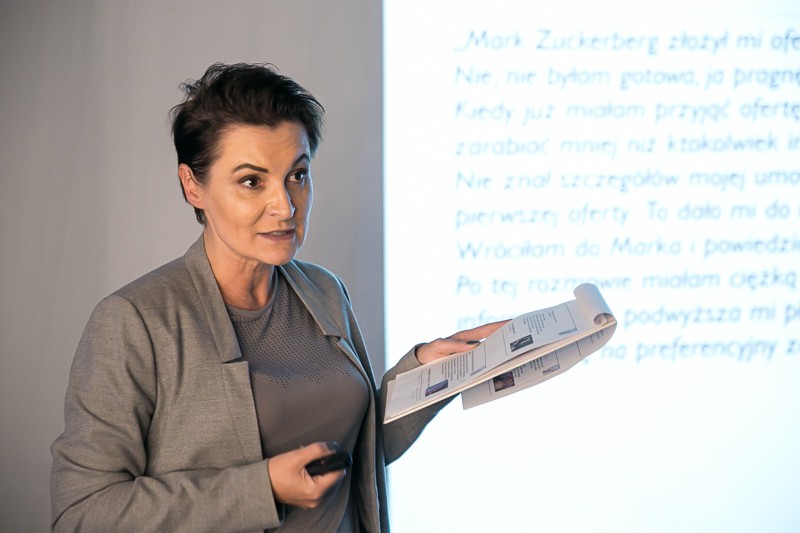 Ewa Szejner podczas wykładu